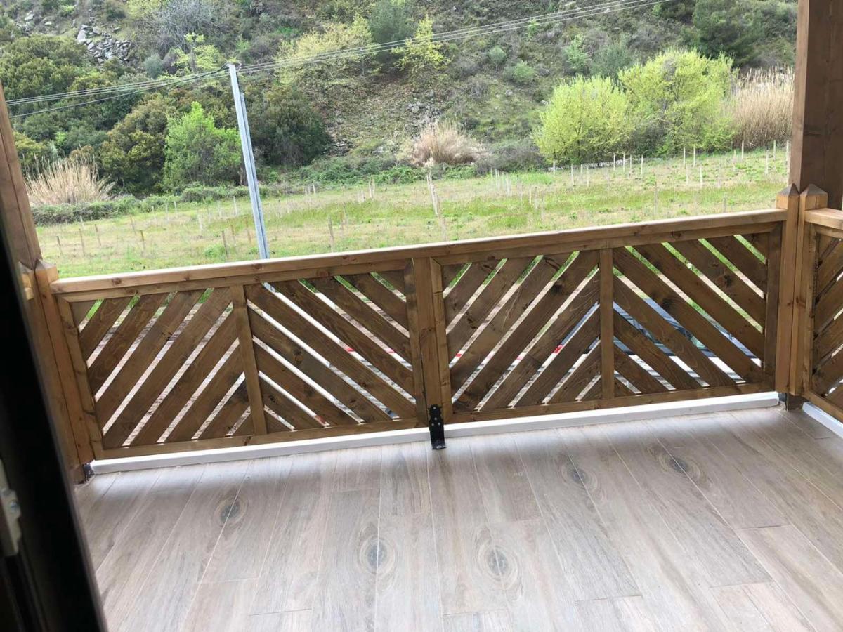 Mad'S Villas Néa Péramos Esterno foto
